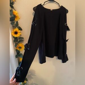 BCBG MAXAZRIA Black Long Sleeve Top